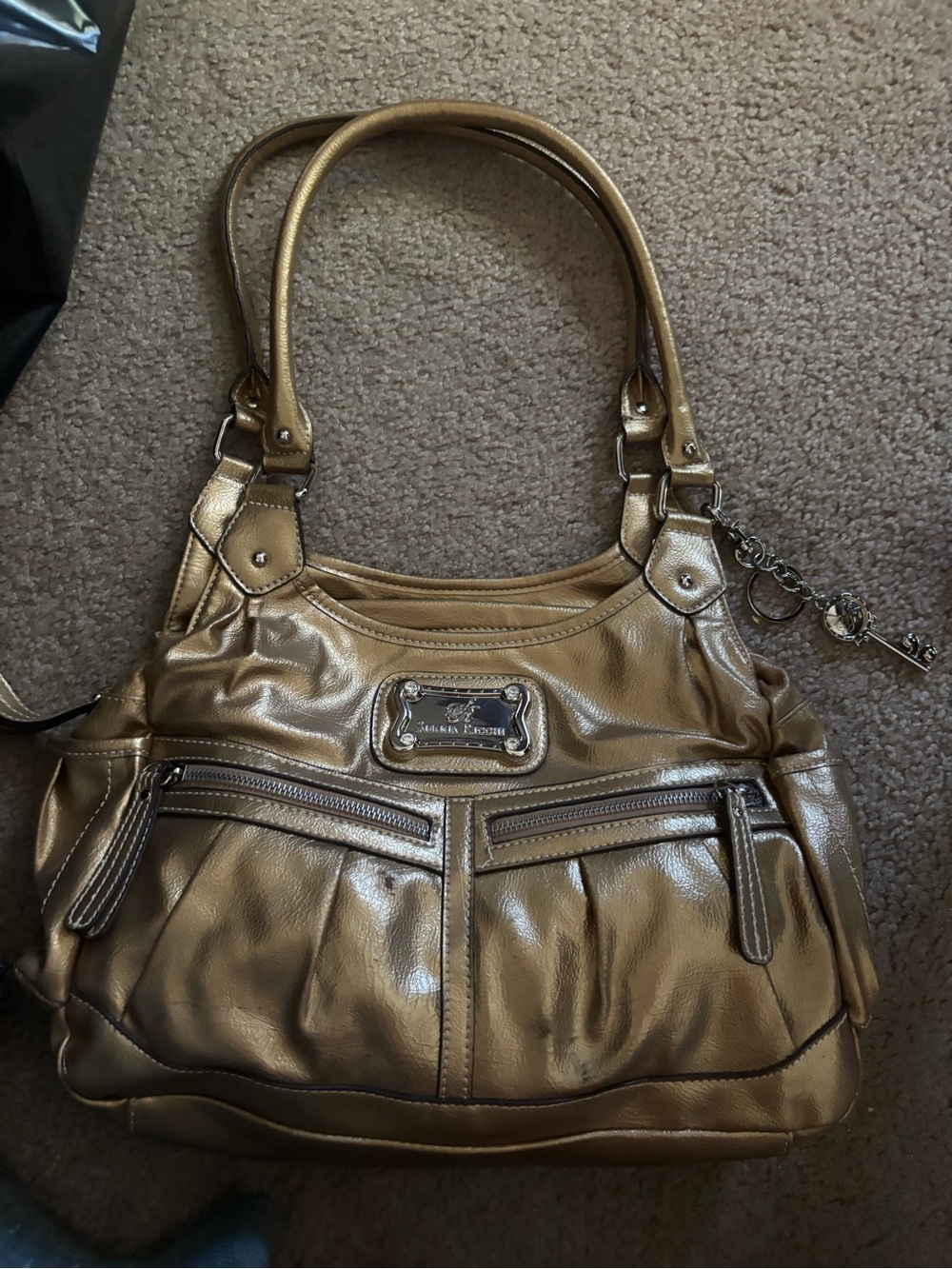 NWOT w defect Vintage Sierra Ricchi Metallic Gold Shoulder Bag